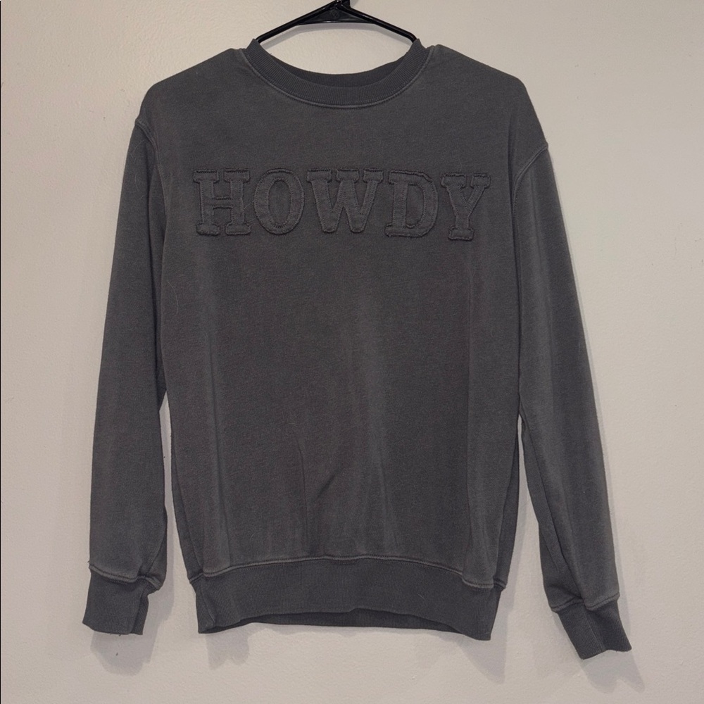 Zoe + Liv Grey Howdy Sweatshirt